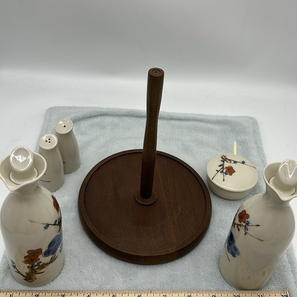 Vintage Cruet 6-Piece Set-Porcelain/Ceramic/Wood with Table Caddy - Picture 9 of 12